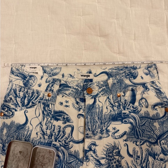 WRANGLER WOMEN'S HIGH RISE NAUTICAL PRINT WANDERER FLARE JEANS - Picture 10 of 11